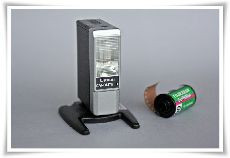 Dari Lensa CM Canon Canolite D Flash Strobe